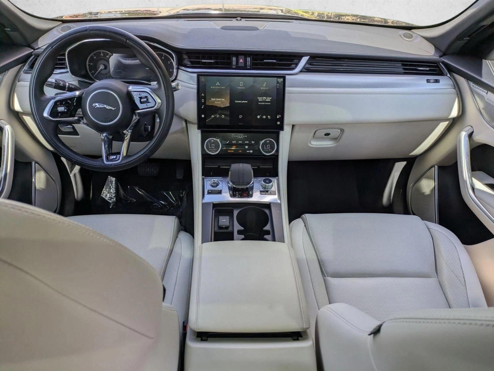 Thumbnail: 2021 Jaguar F-Pace - 3