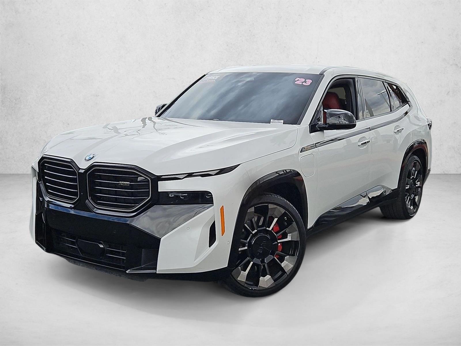 Thumbnail: 2023 BMW XM - 1