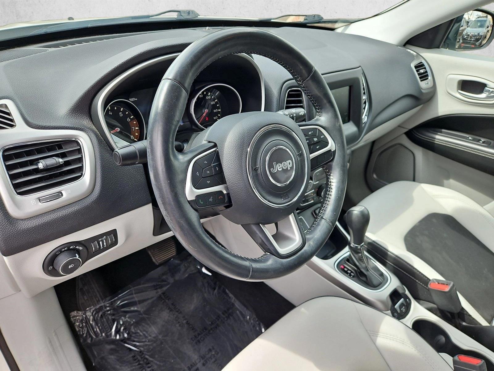 Thumbnail: 2018 Jeep Compass - 3