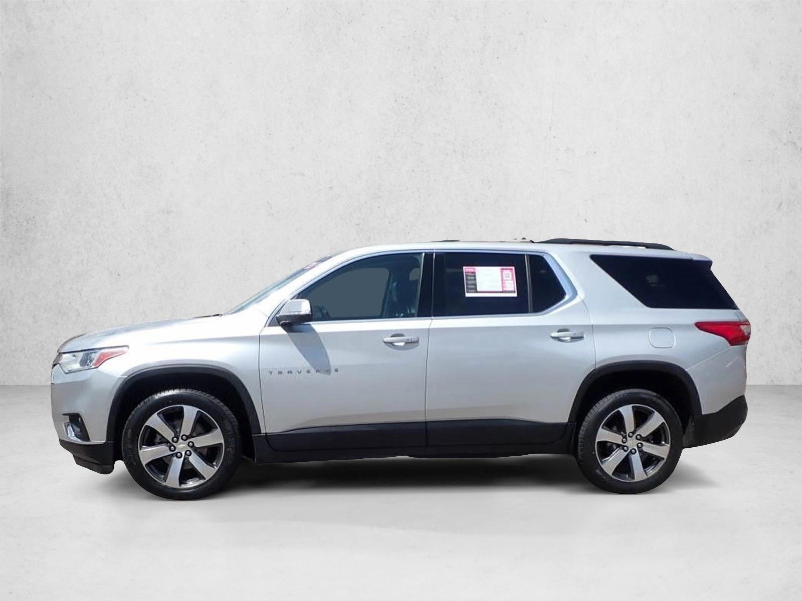Thumbnail: 2021 Chevrolet Traverse - 2