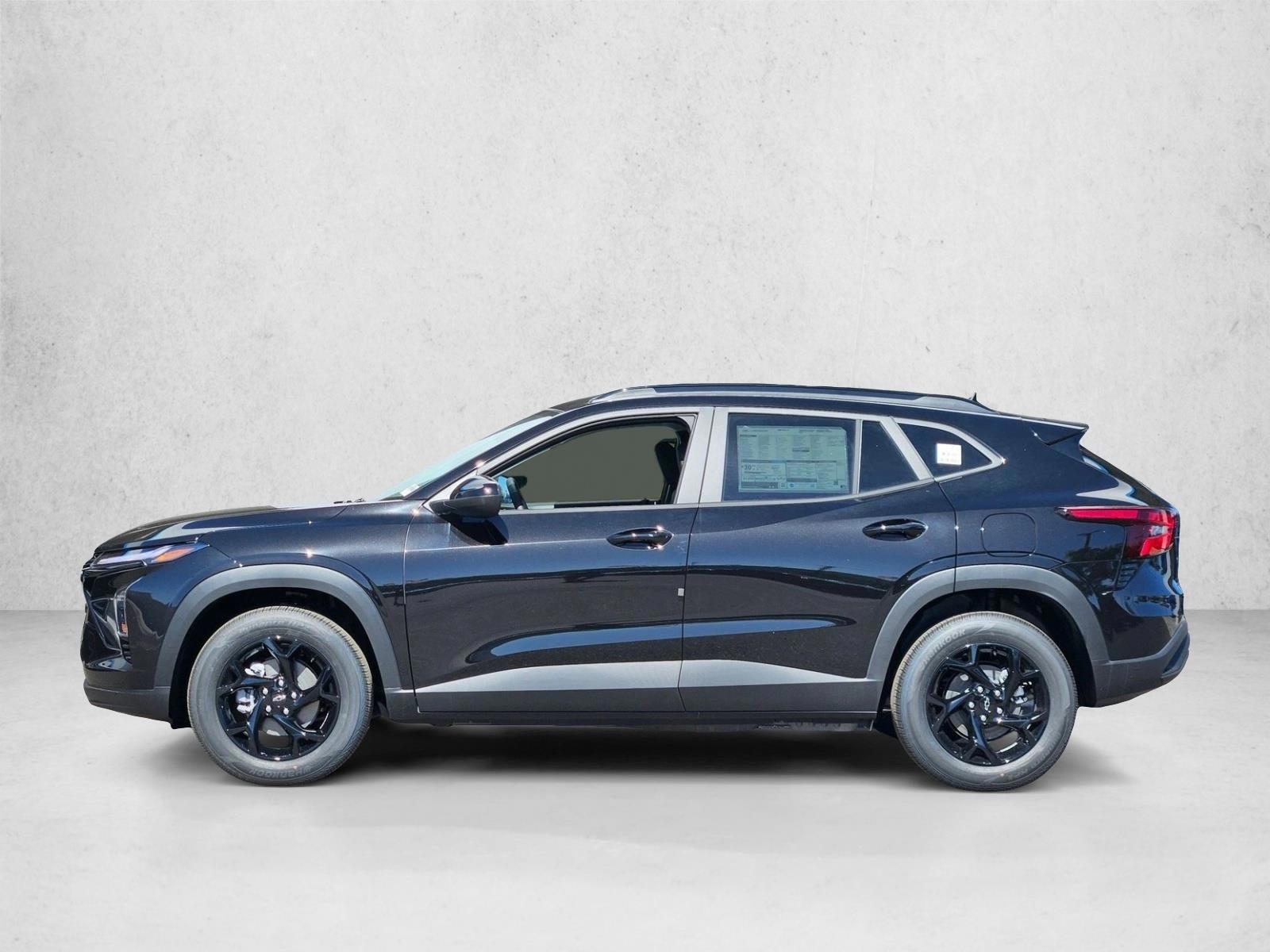 Thumbnail: 2026 Chevrolet Trax - 2