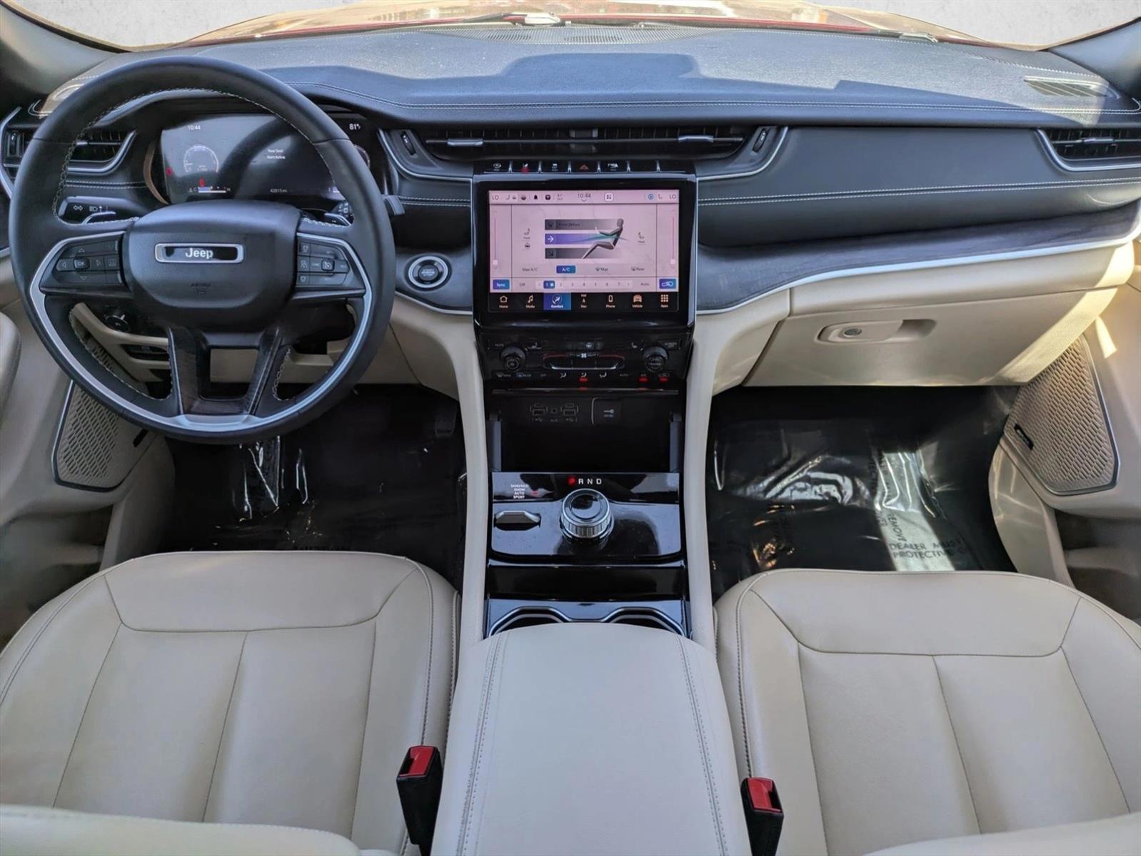 Thumbnail: 2023 Jeep Grand Cherokee - 3
