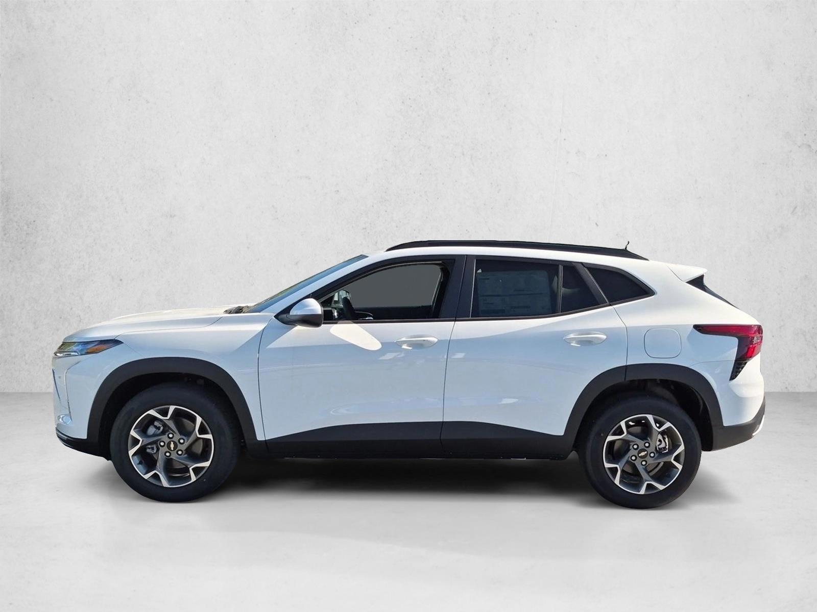 Thumbnail: 2026 Chevrolet Trax - 2