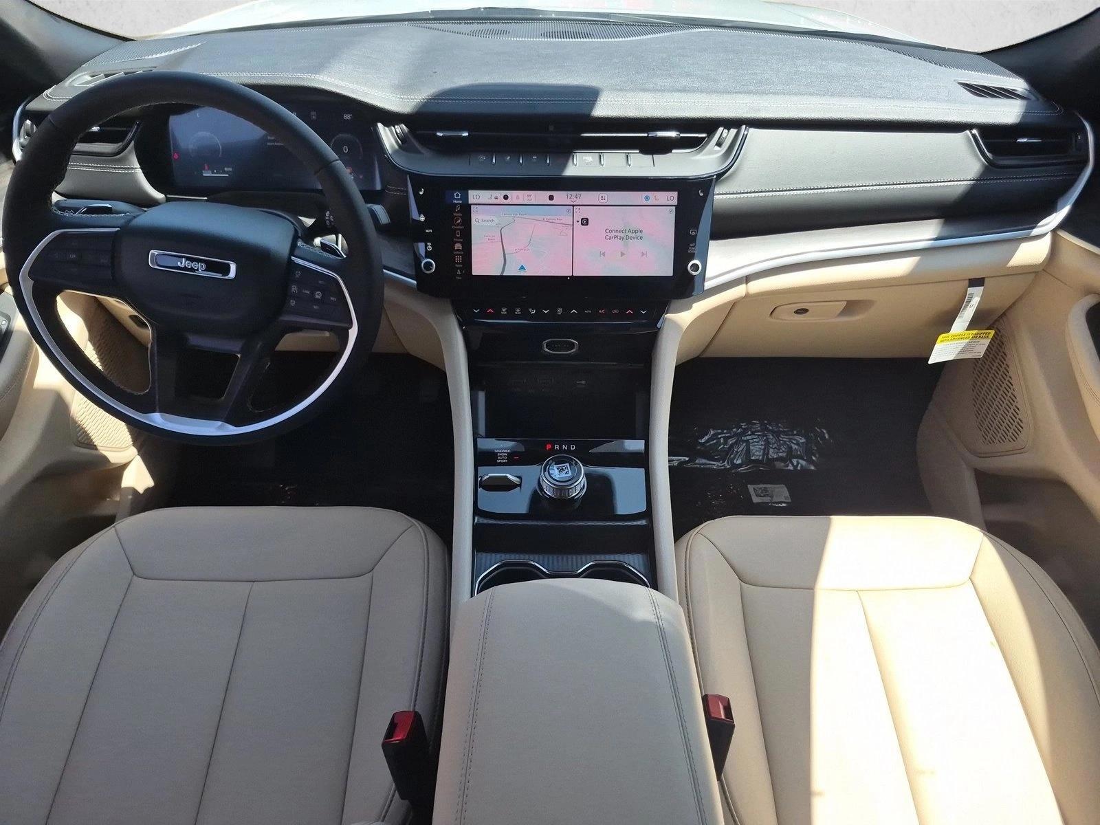 Thumbnail: 2026 Jeep Grand Cherokee L - 3