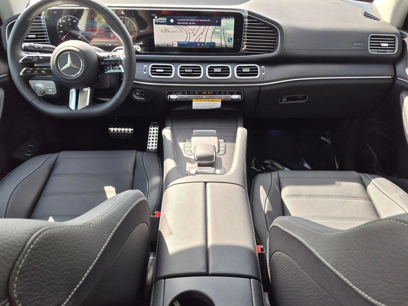 Thumbnail: 2026 Mercedes-Benz GLS - 3