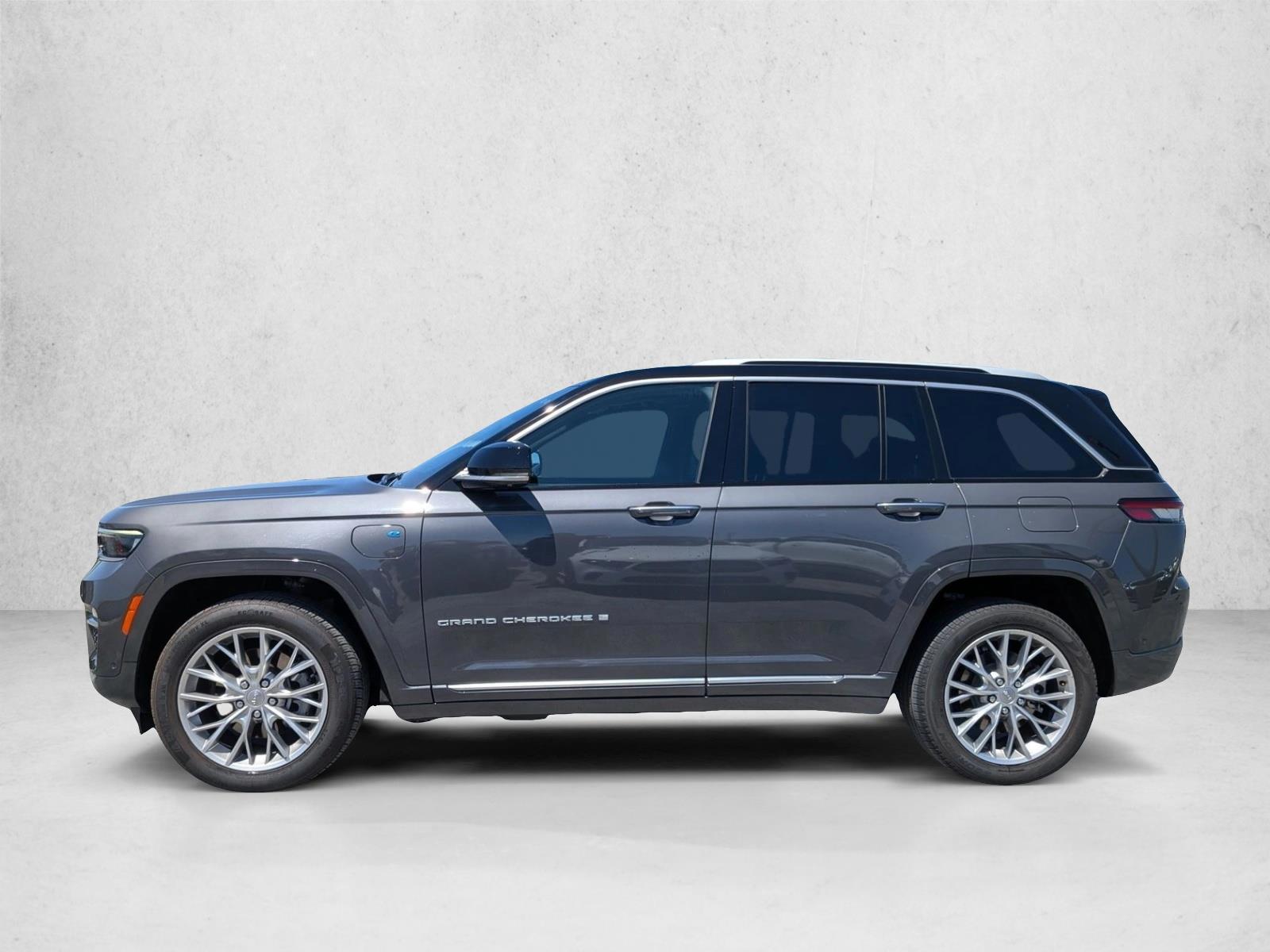 Thumbnail: 2023 Jeep Grand Cherokee - 2