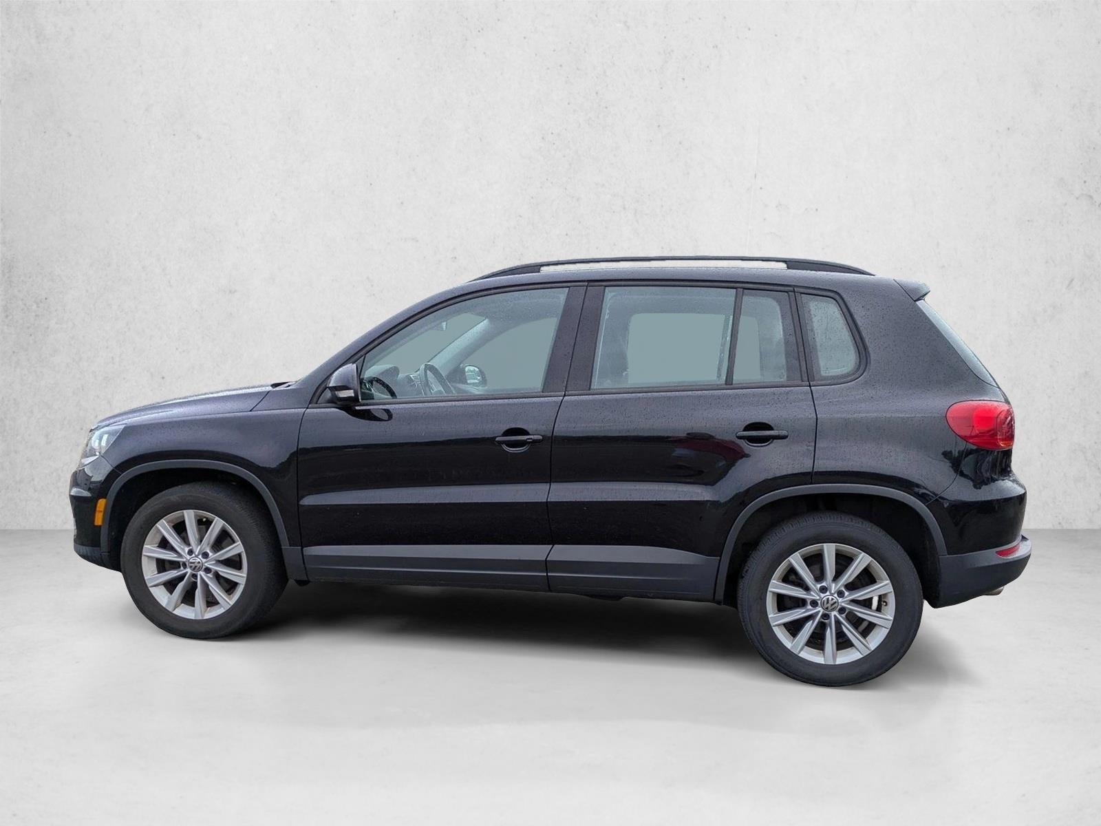 Thumbnail: 2017 Volkswagen Tiguan - 2