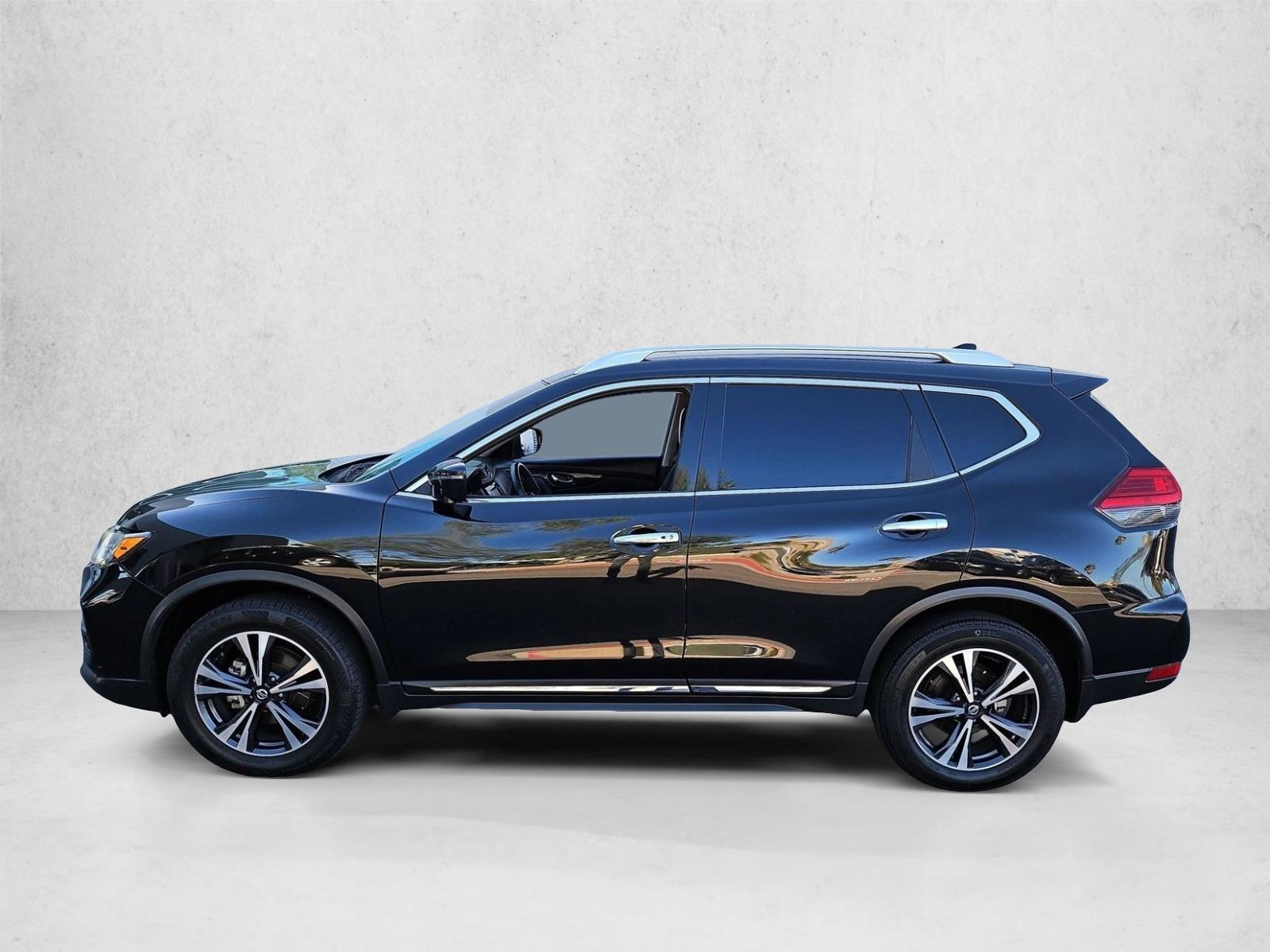 Thumbnail: 2017 Nissan Rogue - 2