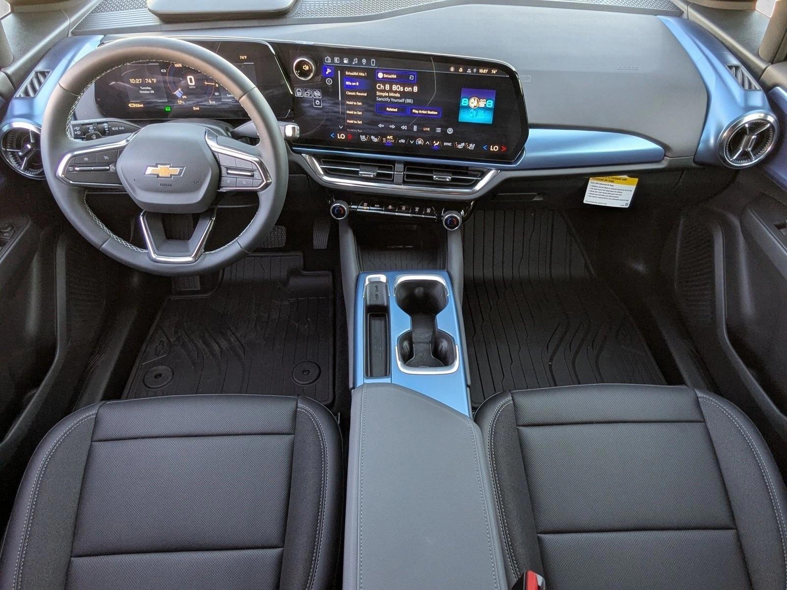 Thumbnail: 2026 Chevrolet Equinox - 4
