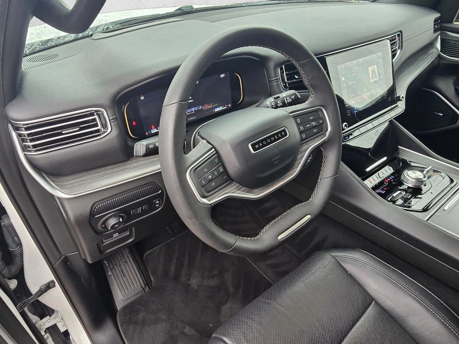Thumbnail: 2024 Jeep Wagoneer - 3