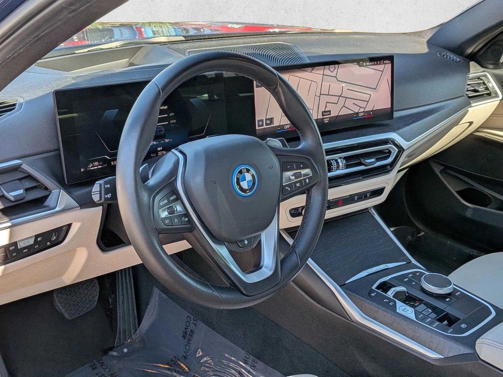 Thumbnail: 2023 BMW 3 Series - 3