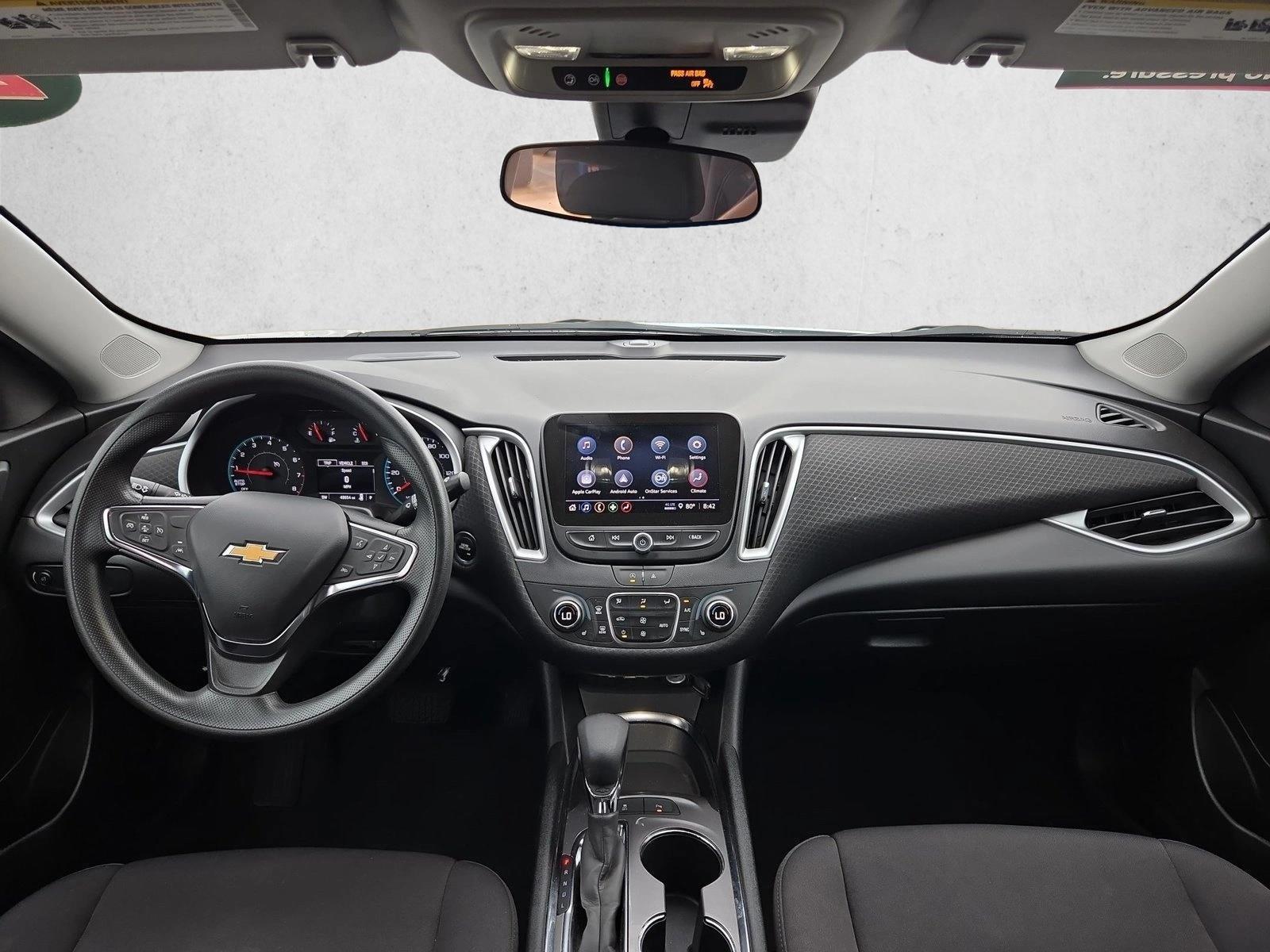 Thumbnail: 2024 Chevrolet Malibu - 4