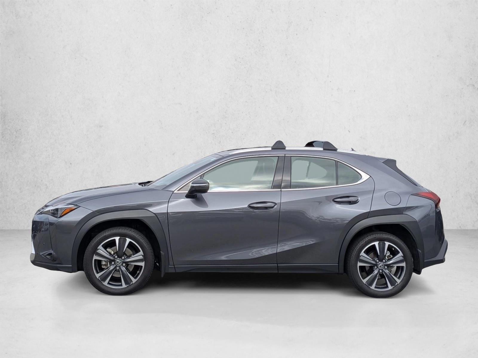 Thumbnail: 2024 Lexus UX - 2