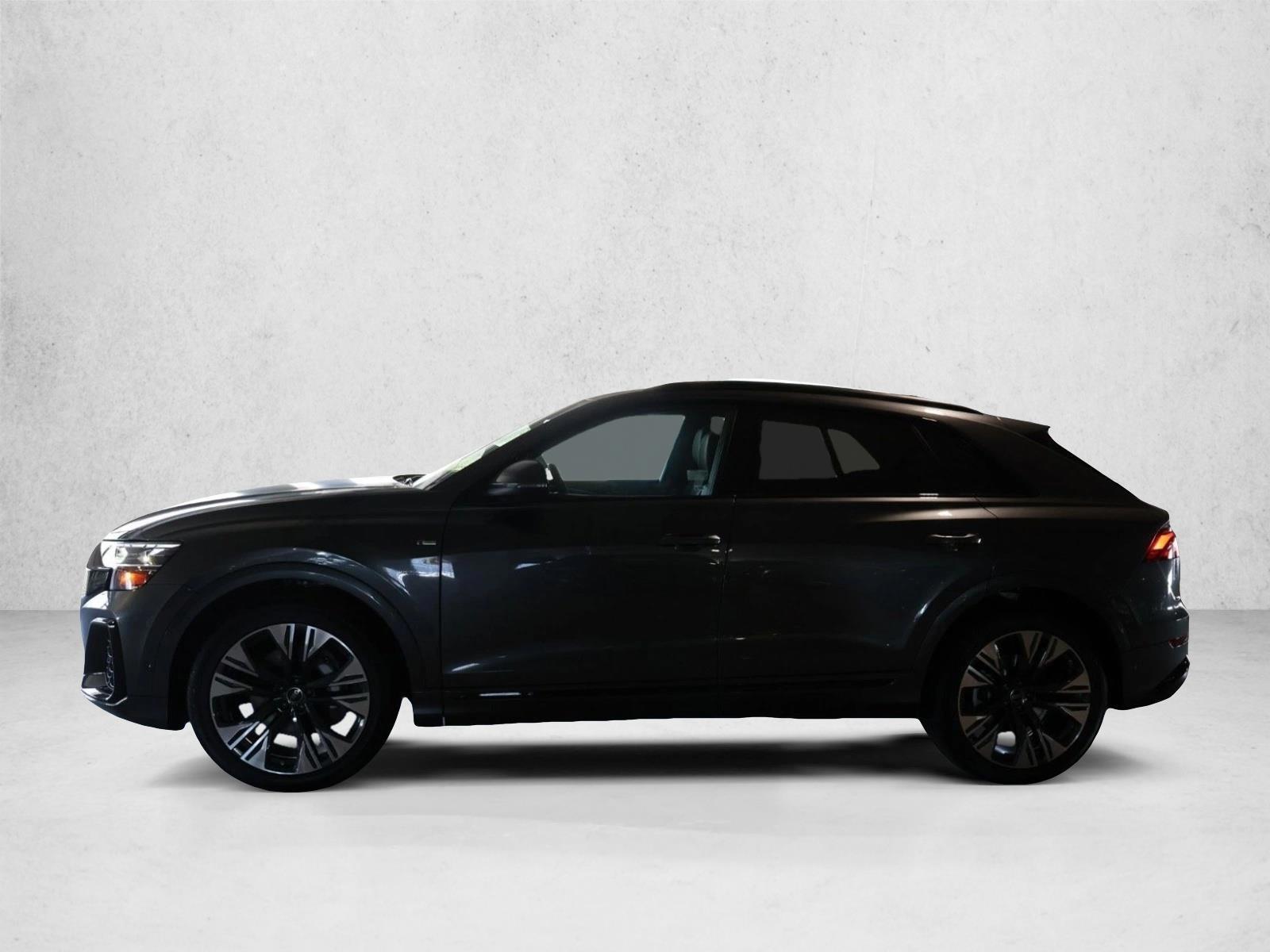 Thumbnail: 2026 Audi Q8 - 2
