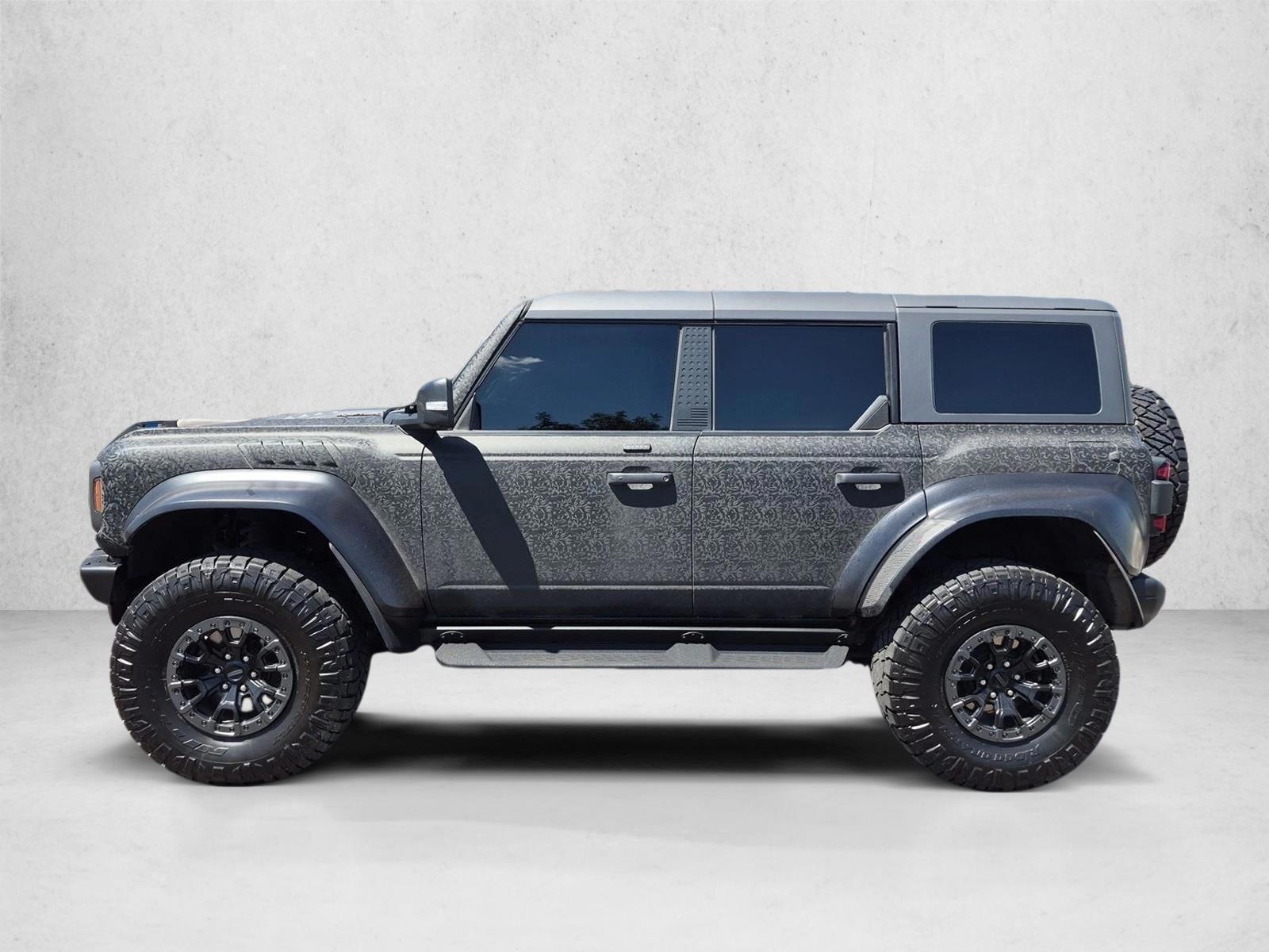 Thumbnail: 2022 Ford Bronco - 3