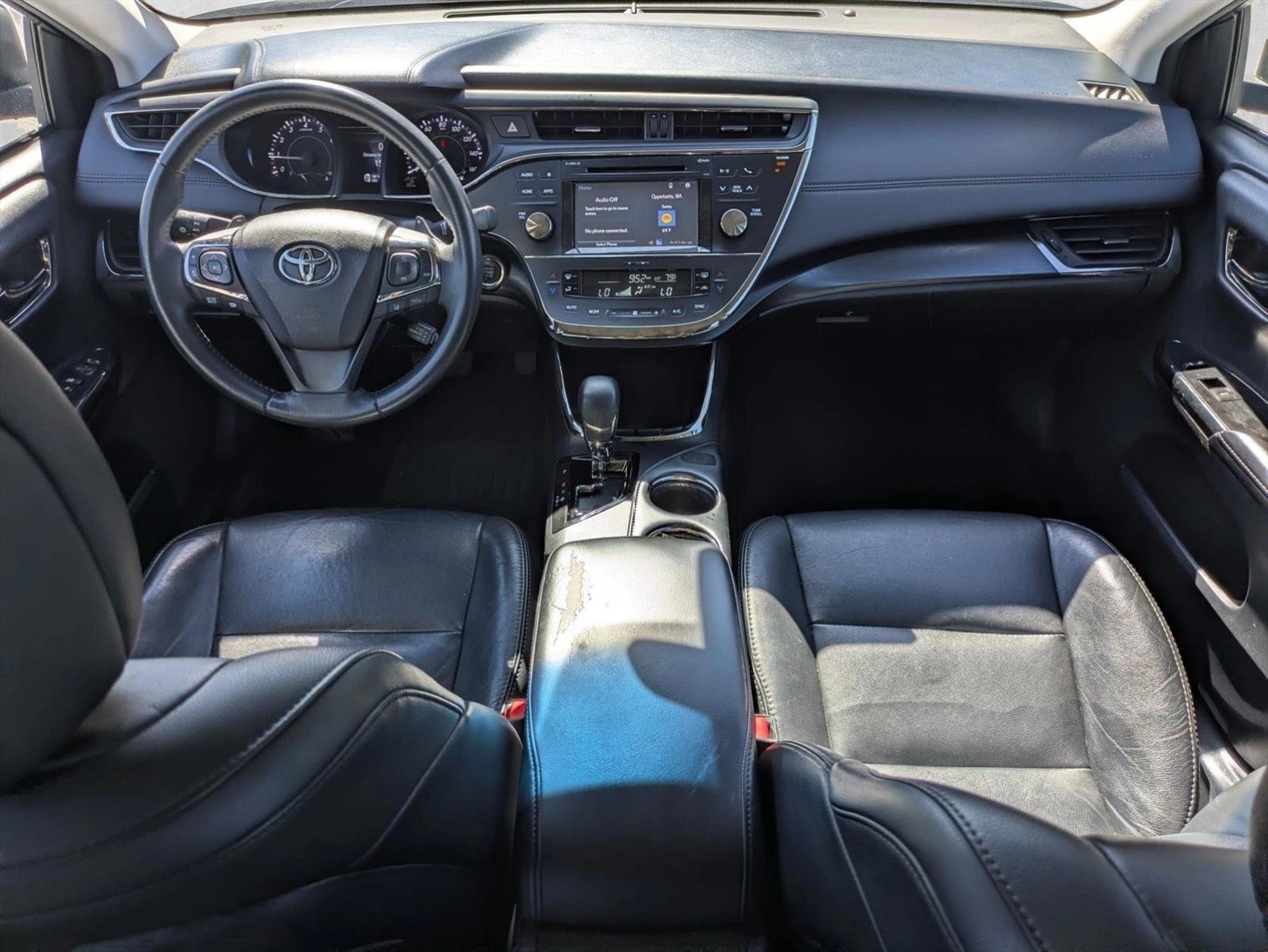 Thumbnail: 2017 Toyota Avalon - 3