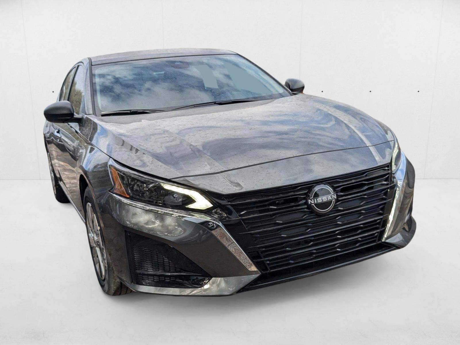 2025 Nissan Altima S - Photo 6