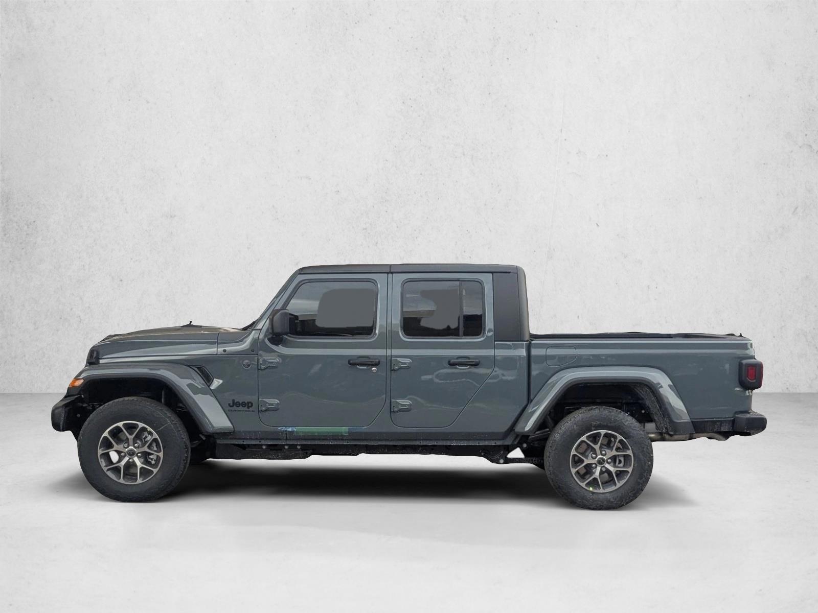 Thumbnail: 2026 Jeep Gladiator - 2