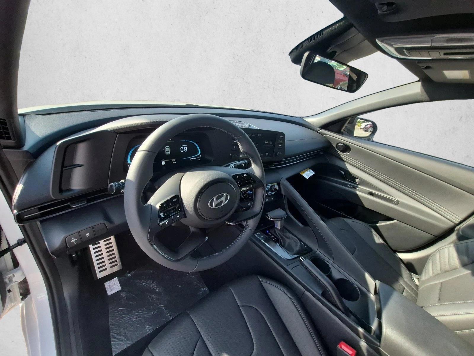 Thumbnail: 2026 Hyundai Elantra - 3