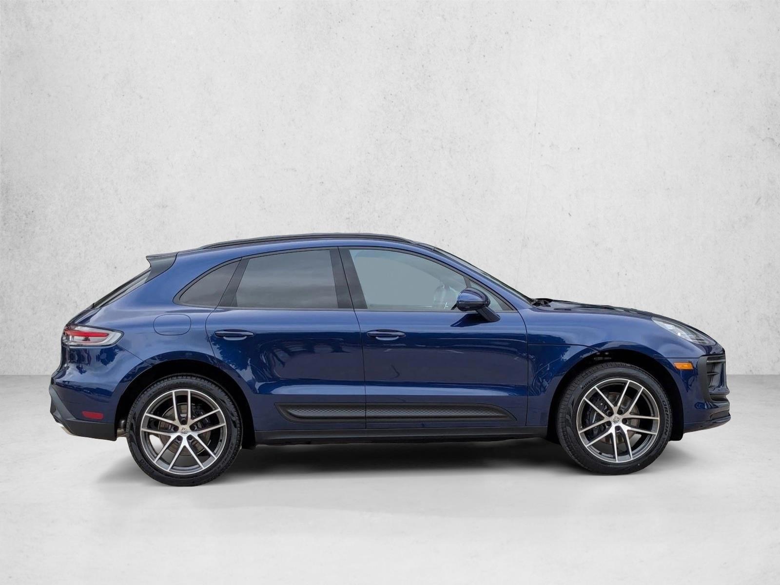 2026 Porsche Macan Base - Photo 8