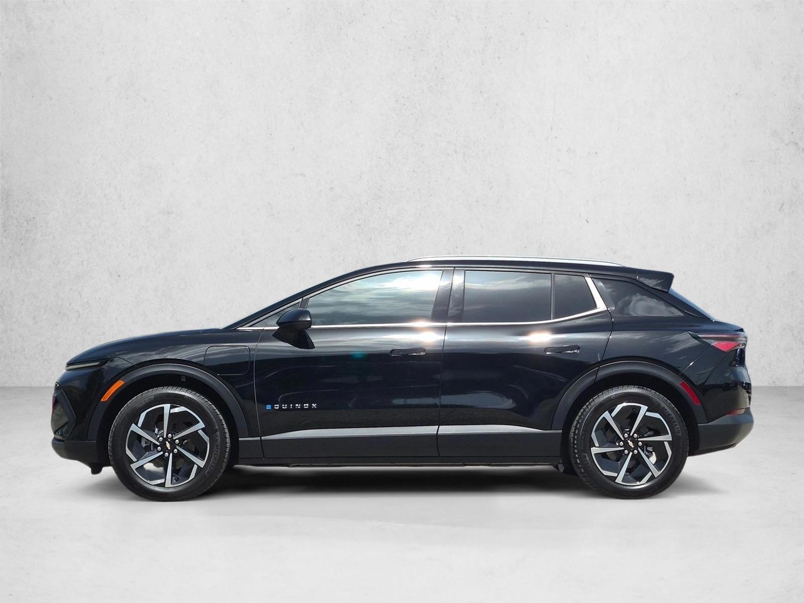 Thumbnail: 2026 Chevrolet Equinox - 2