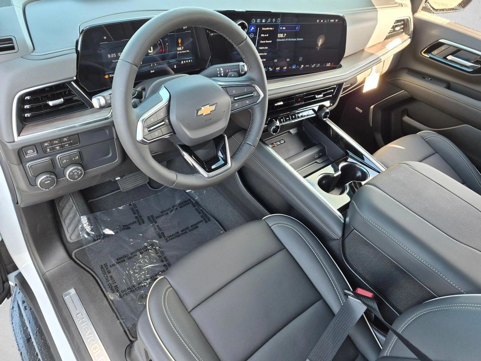 Thumbnail: 2026 Chevrolet Suburban - 3