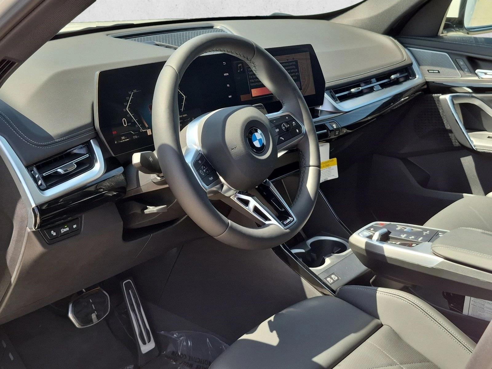 Thumbnail: 2027 BMW X1 - 3