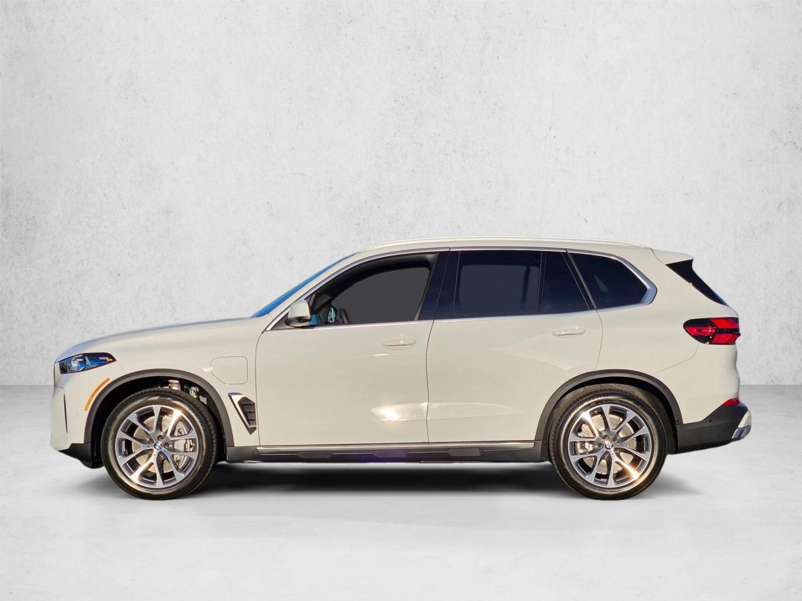 Thumbnail: 2026 BMW X5 - 2