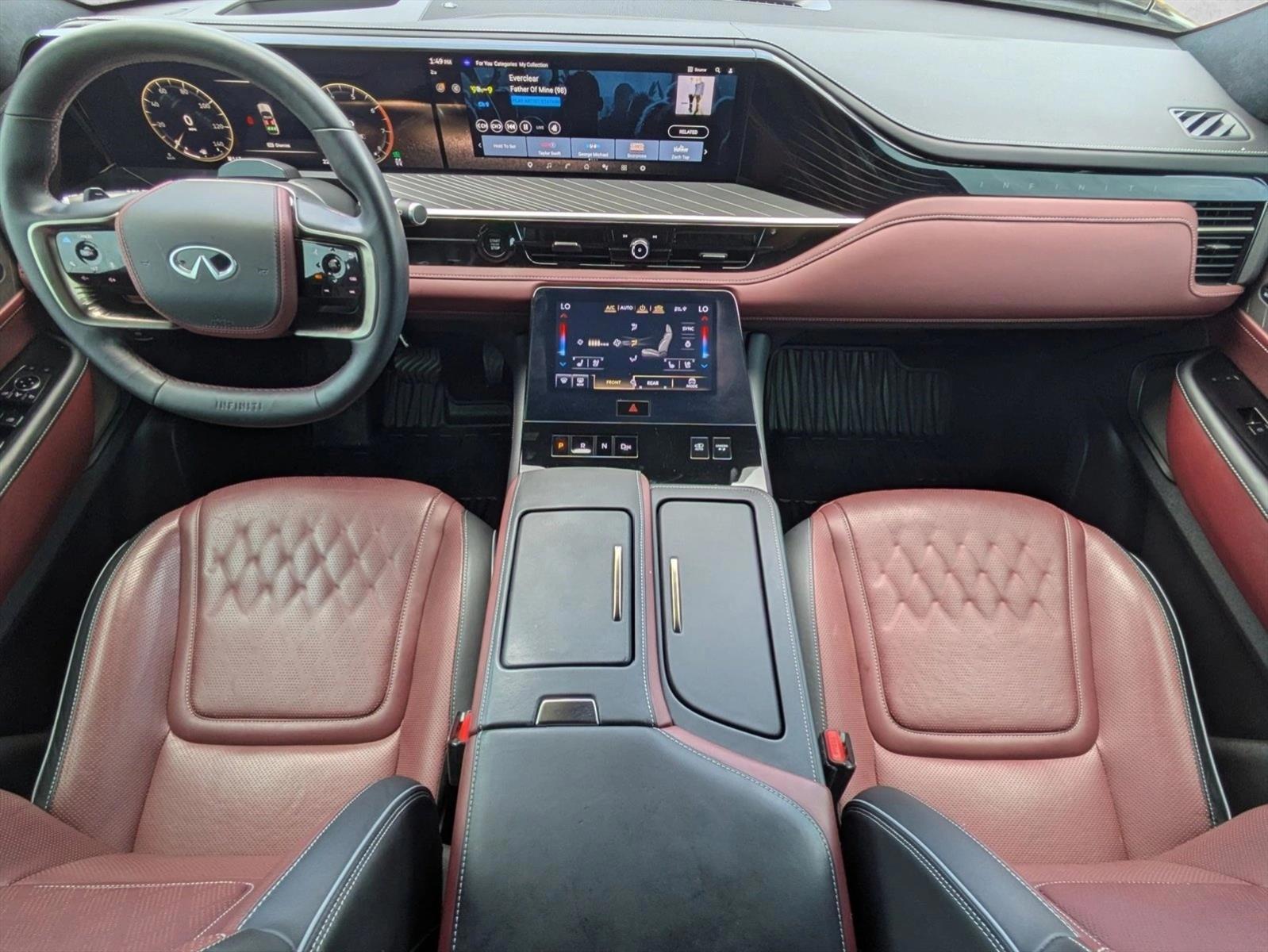 Thumbnail: 2025 INFINITI QX80 - 4