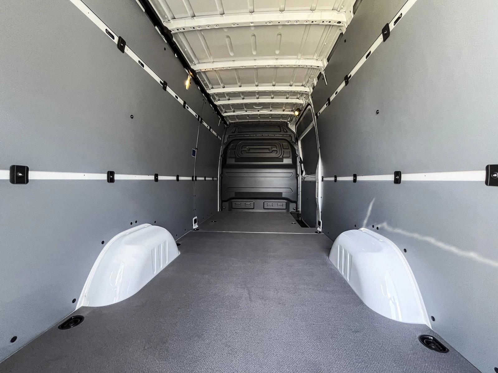 2026 Mercedes-Benz Sprinter Cargo