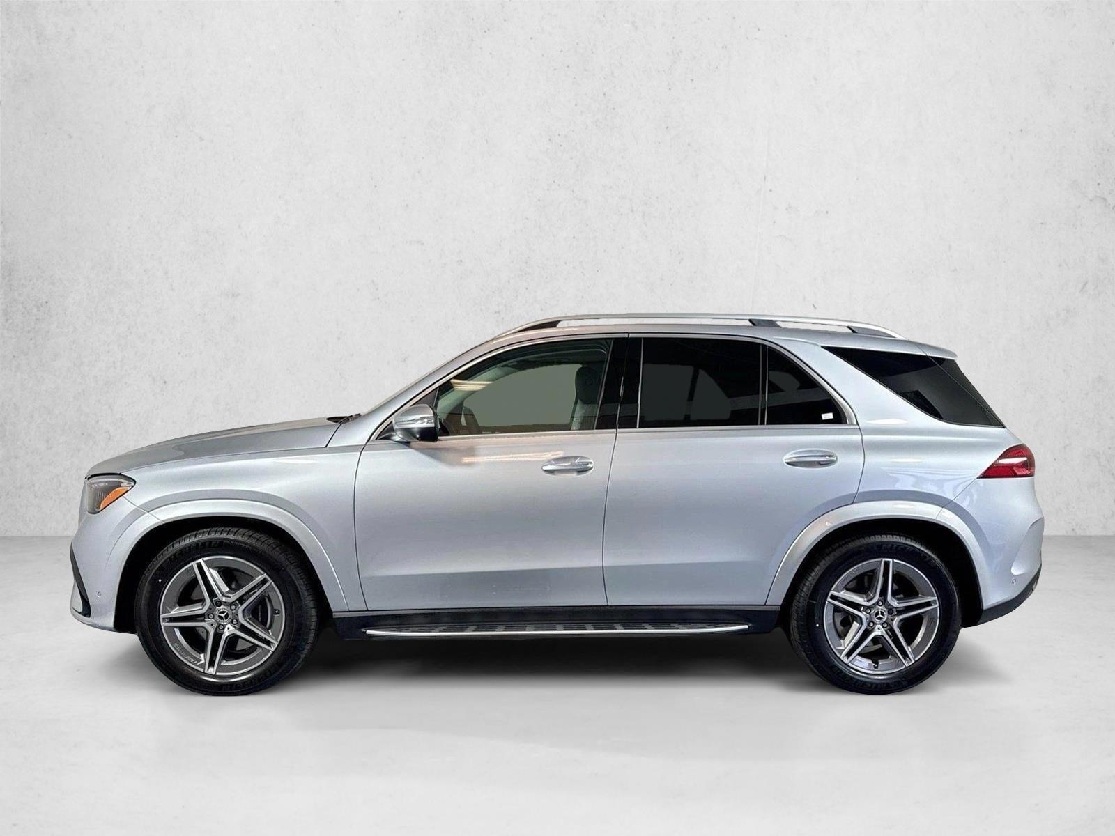 Thumbnail: 2026 Mercedes-Benz GLE - 2