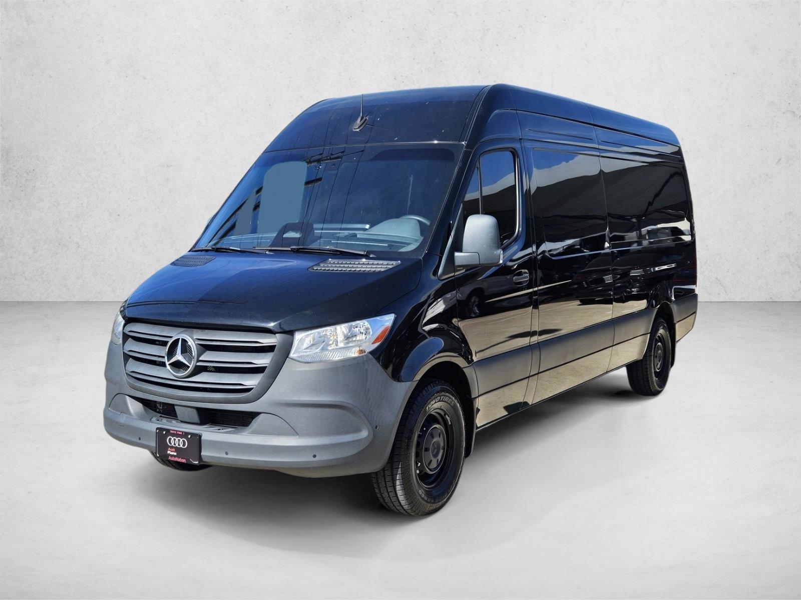 Thumbnail: 2025 Mercedes-Benz Sprinter - 1