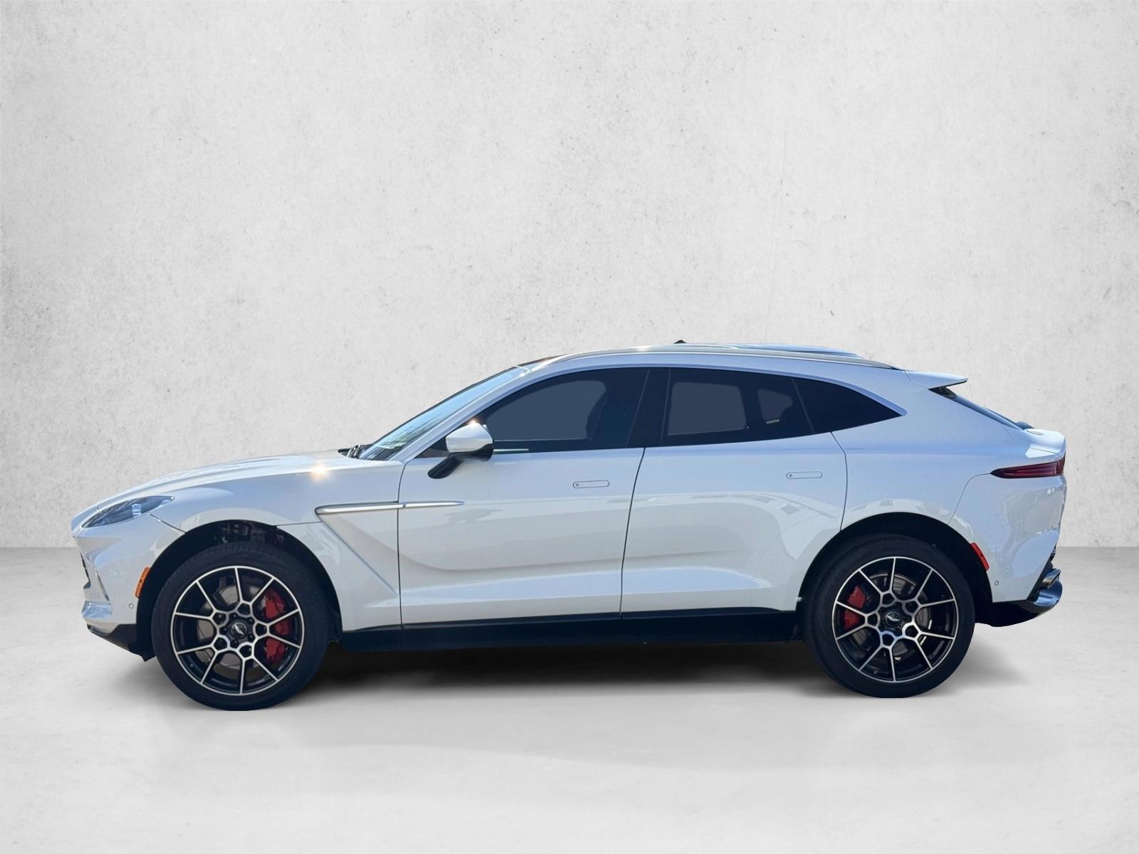 Thumbnail: 2021 Aston Martin DBX - 2