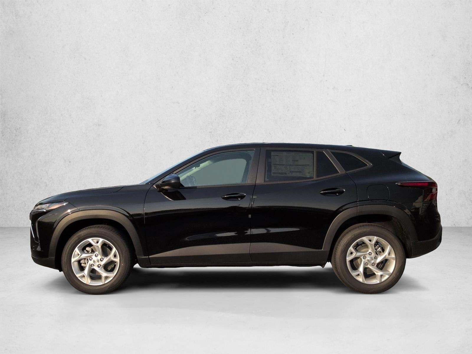 Thumbnail: 2026 Chevrolet Trax - 2