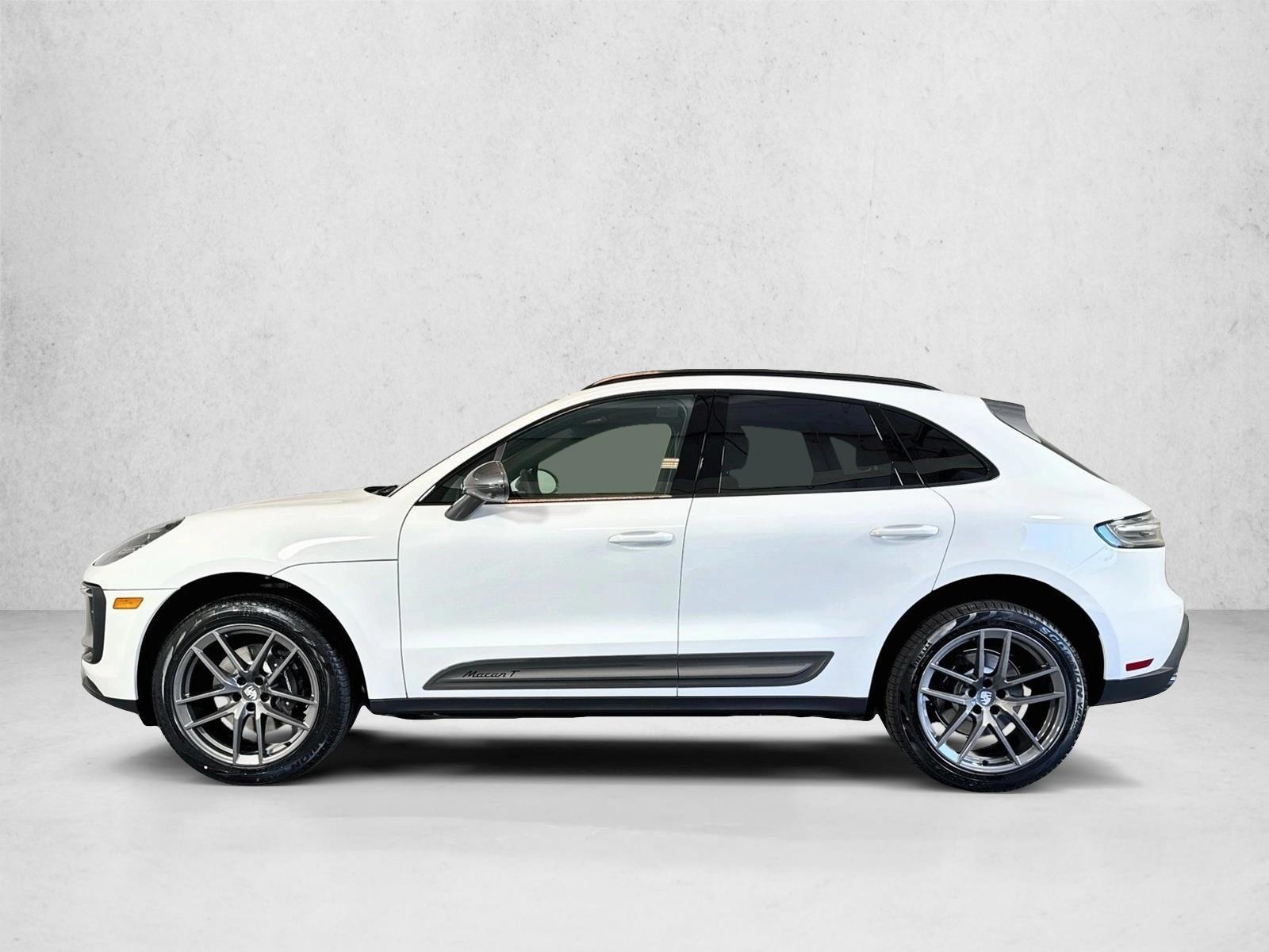 Thumbnail: 2026 Porsche Macan - 2