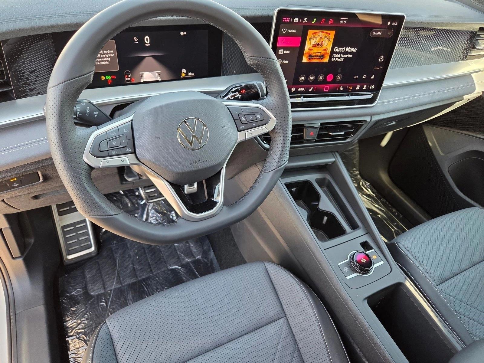 Thumbnail: 2026 Volkswagen Tiguan - 3