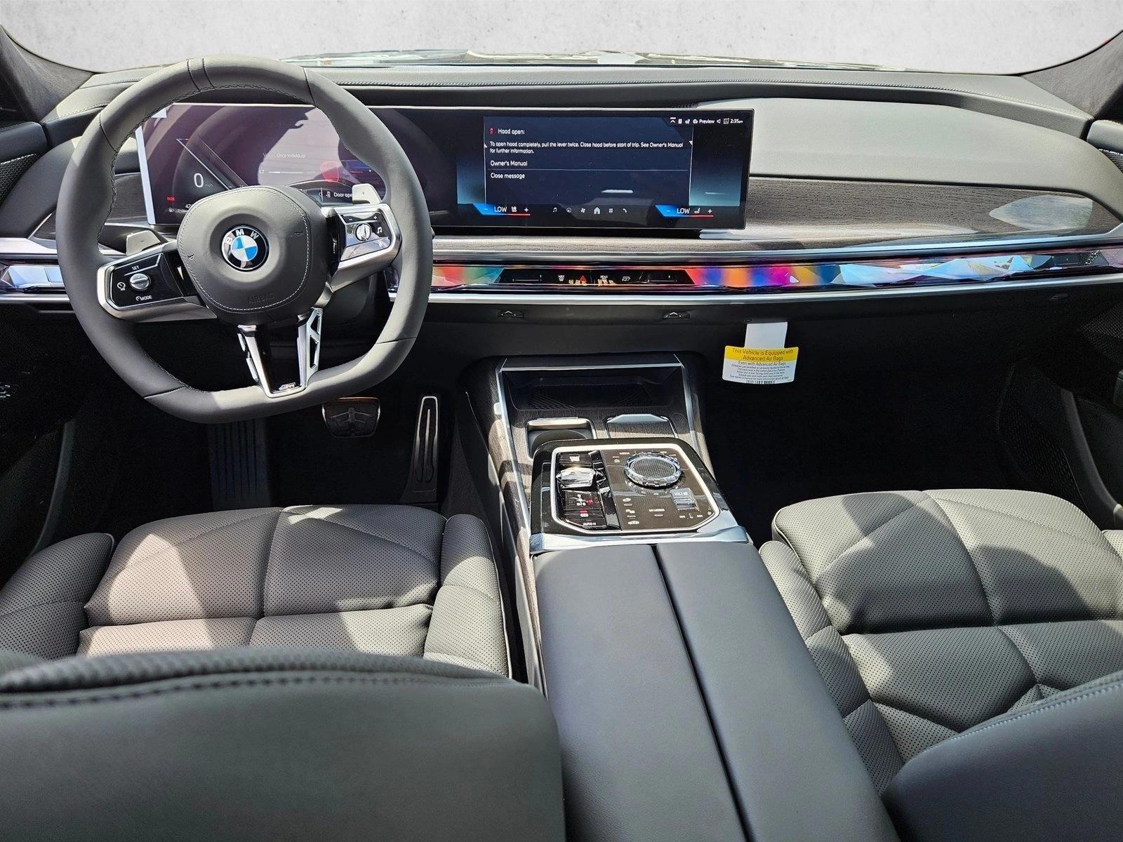 Thumbnail: 2026 BMW 7 Series - 3