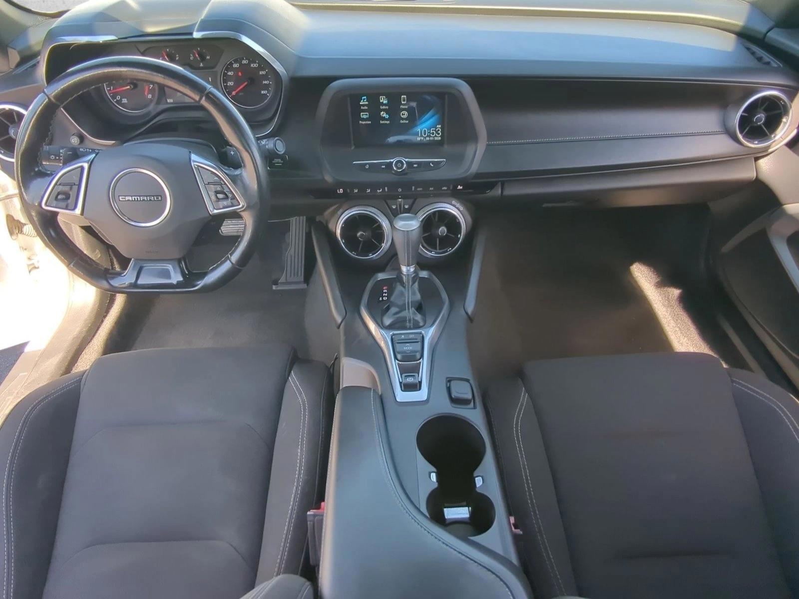 Thumbnail: 2018 Chevrolet Camaro - 3
