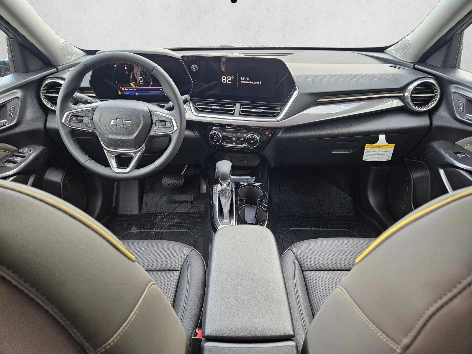 Thumbnail: 2026 Chevrolet Trax - 3