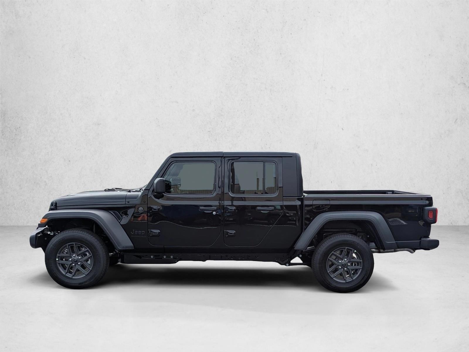 Thumbnail: 2026 Jeep Gladiator - 2