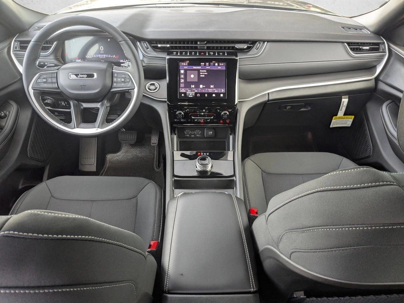 Thumbnail: 2026 Jeep Grand Cherokee L - 3