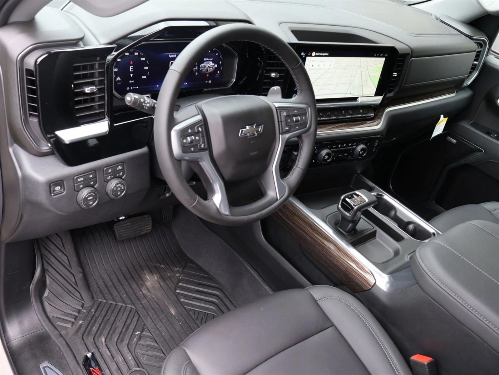 Thumbnail: 2026 Chevrolet Silverado 1500 - 3