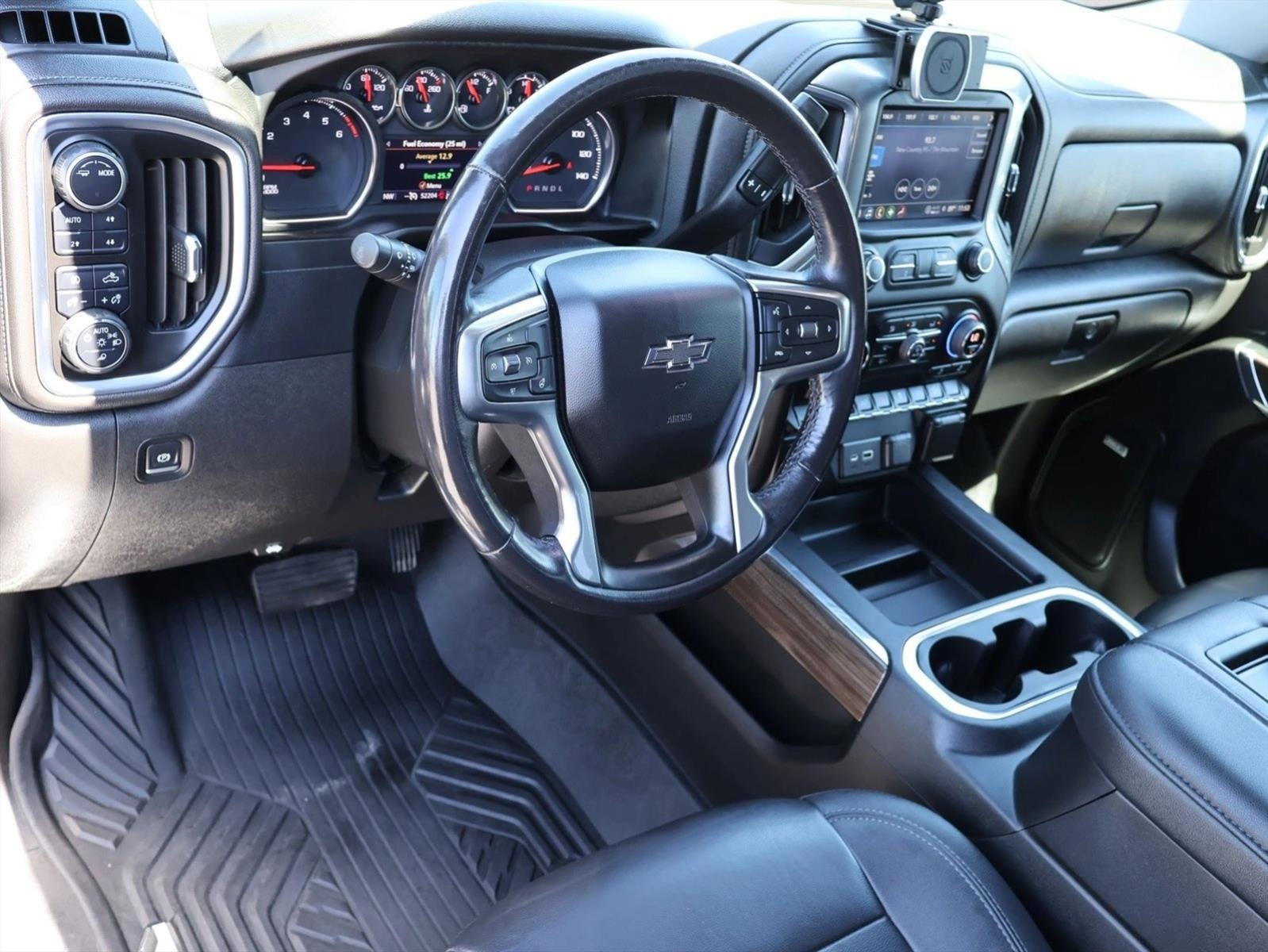 Thumbnail: 2022 Chevrolet Silverado 1500 - 3