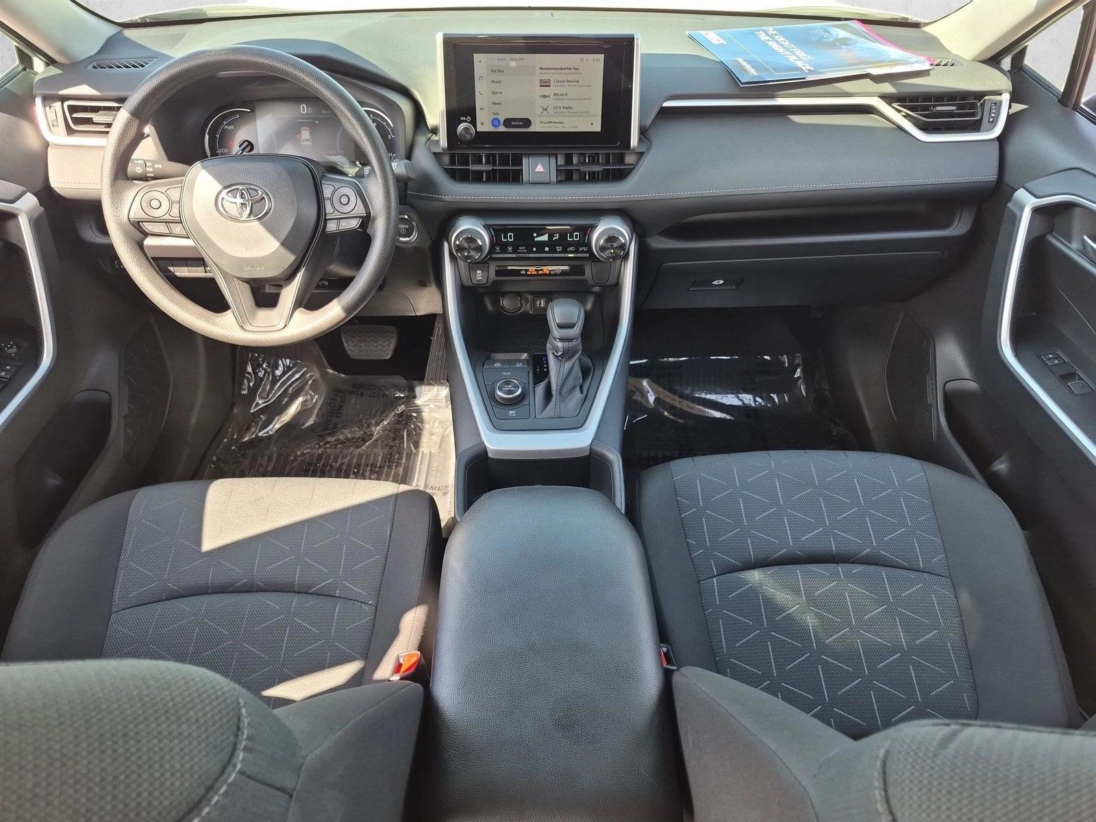 Thumbnail: 2025 Toyota RAV4 - 4