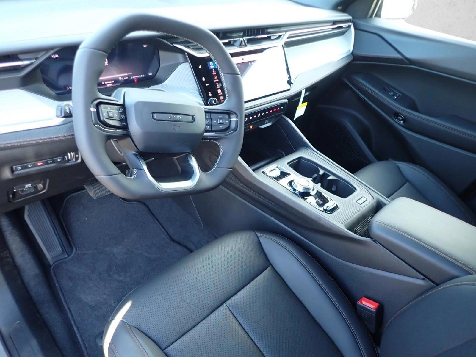 Thumbnail: 2026 Jeep Cherokee - 3