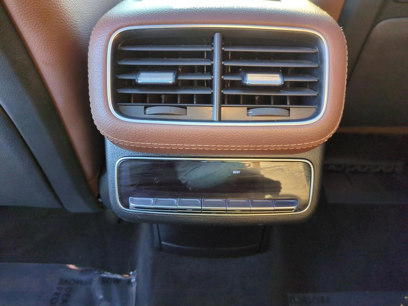 2025 Mercedes-Benz GLS Base - Photo 18