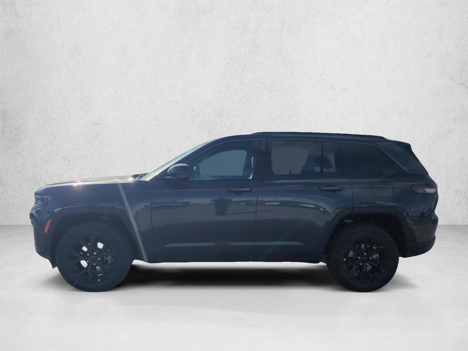Thumbnail: 2026 Jeep Grand Cherokee - 2
