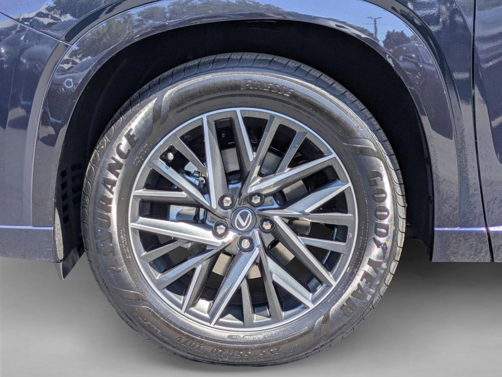 Thumbnail: 2026 Lexus TX - 2