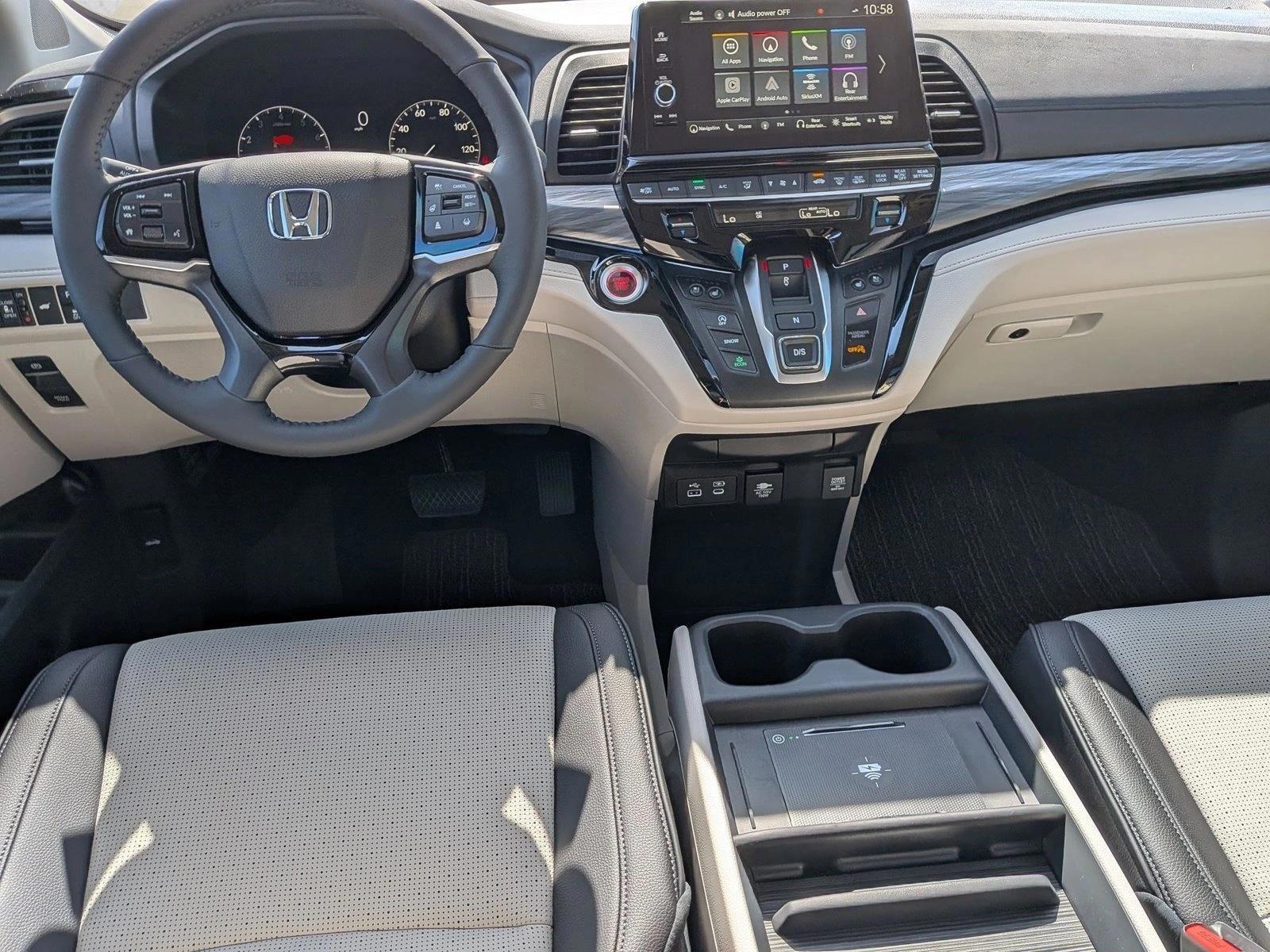 Thumbnail: 2026 Honda Odyssey - 3