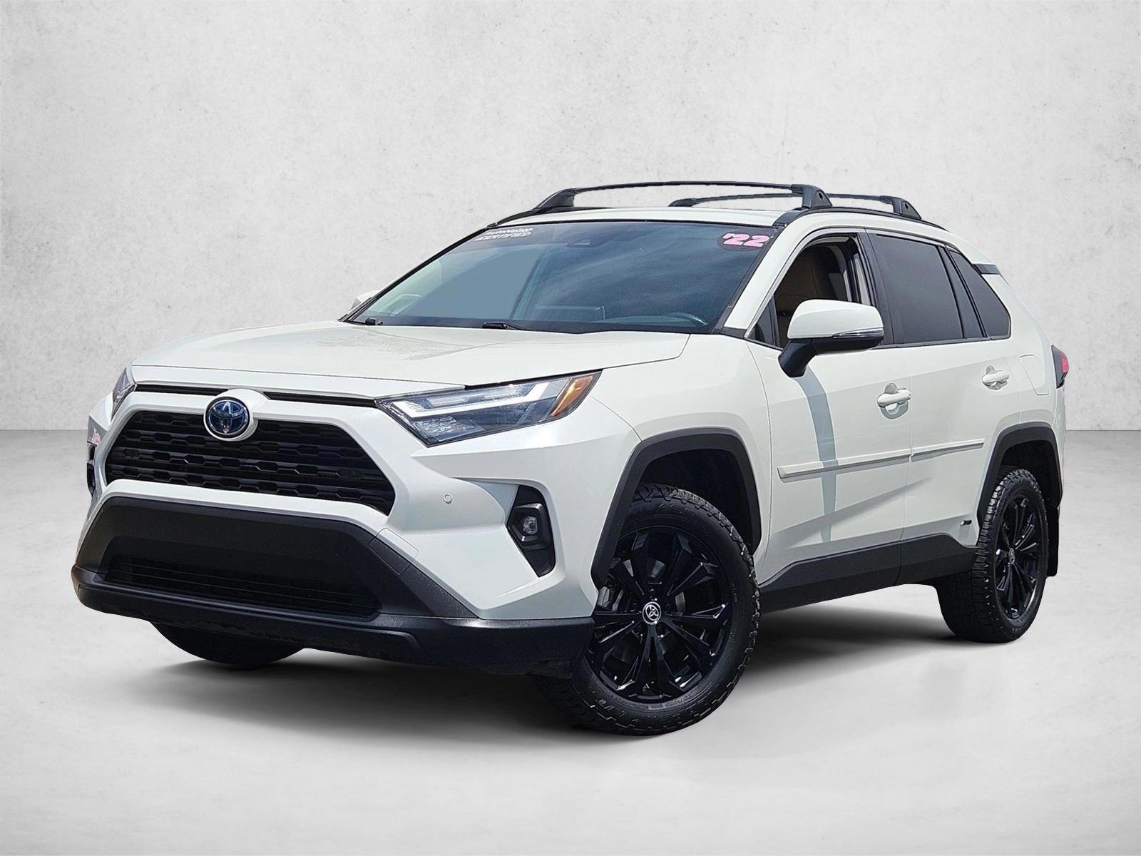 Thumbnail: 2022 Toyota RAV4 - 1